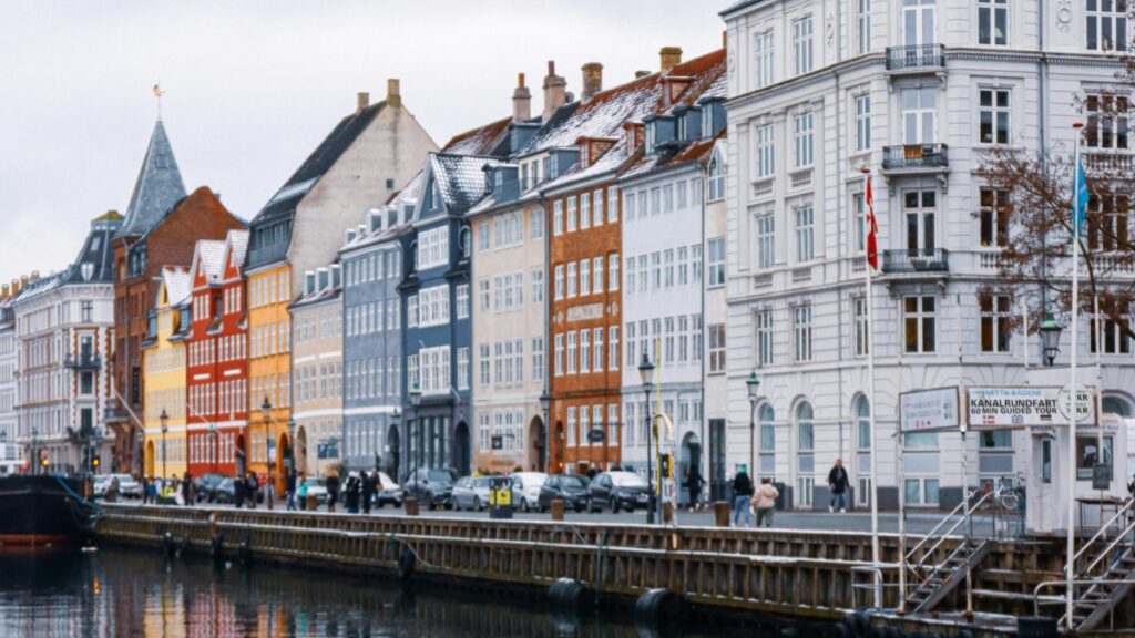2025 LinkedIn influencer marketing jak ulovit Belgium brands v Czech Republic