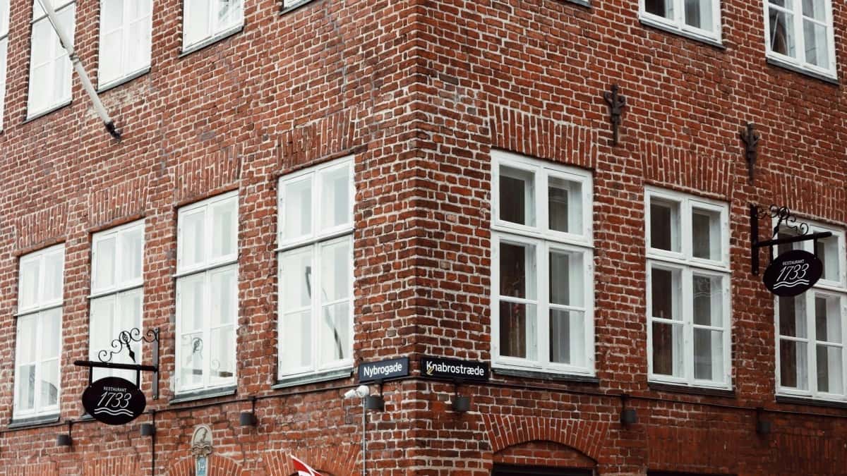 2025 United Kingdom LinkedIn plný ceník reklamních sazeb