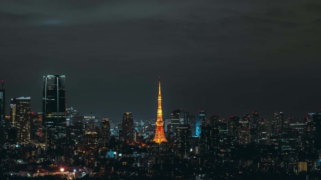 Prakticky navod pro ceske tvurce, jak najit a oslovit znacky z Laosu na LinkedIn, domluvit dlouhe produktove recenze a zvysit sance na spolupraci.