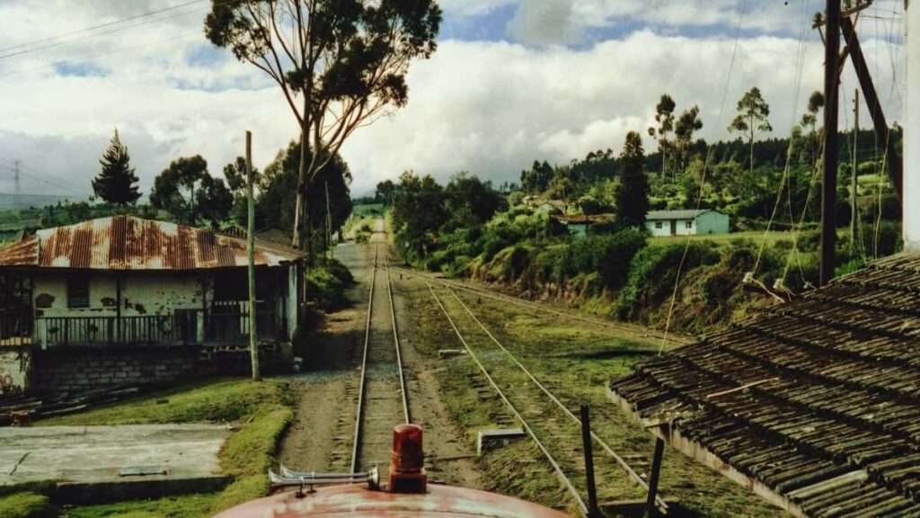 Prakticky pruvodce pro ceske tvurce: jak zacilit svycarske znacky spojene s tituly Netflixu, ziskat PR balicky k unboxingu a promenit to v dlouhodobe partnerstvi.