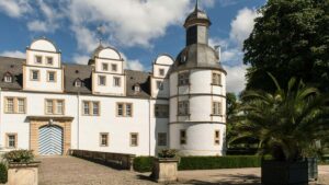 Prakticky pruvodce, jak v Cesku najit Apple Music tvurce na spolupraci pri realnych event vlogech nastroje, taktiky, smluvni tipy a mistni trendy.